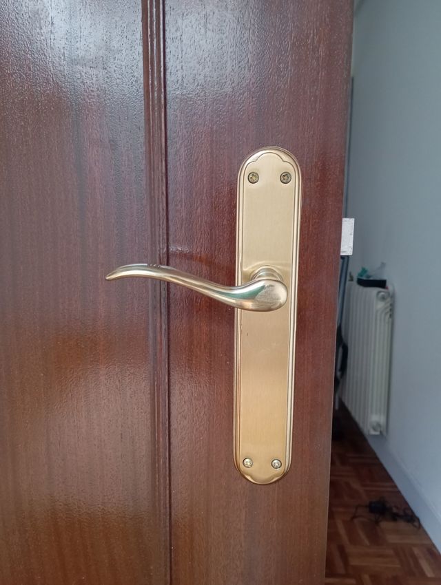 Manillas puerta - Dorado y Niquel