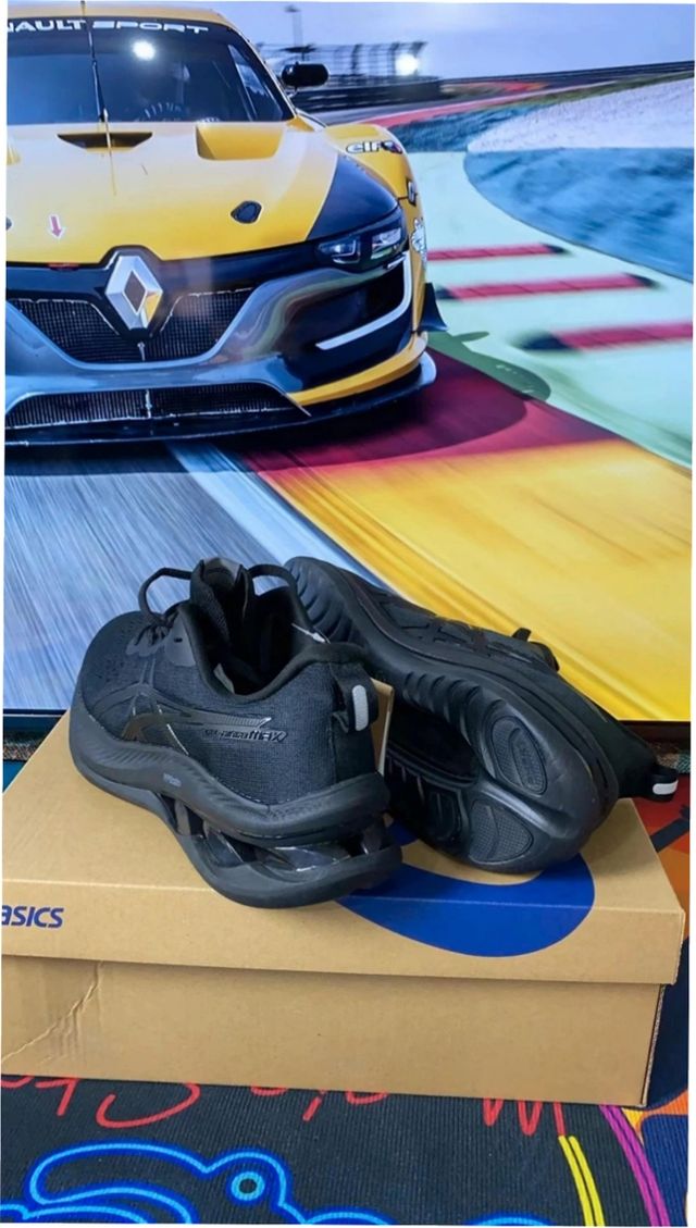 Zapatillas ASICS Gel-Kinsei Max Negras