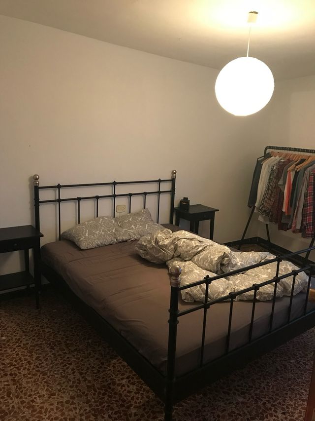 Cama matrimonio metalica negra