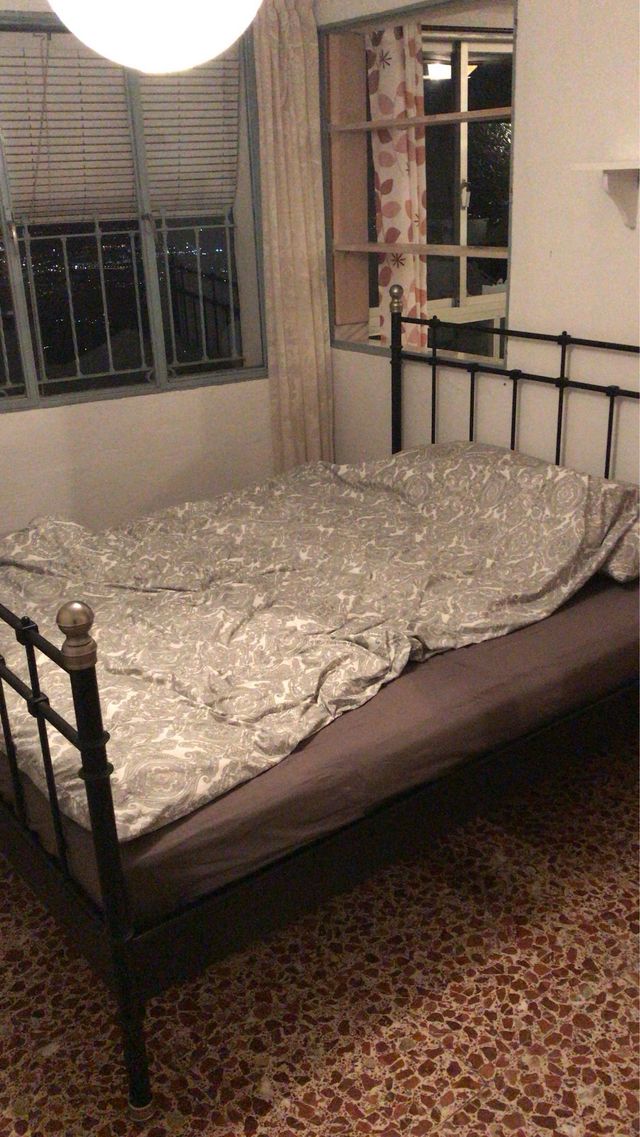 Cama matrimonio metalica negra