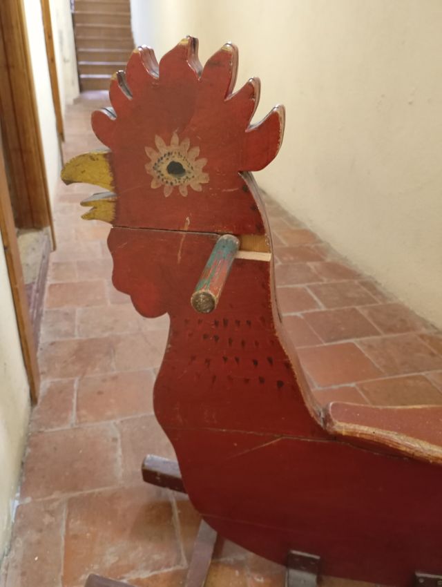 Balancín Gallo Madera Vintage