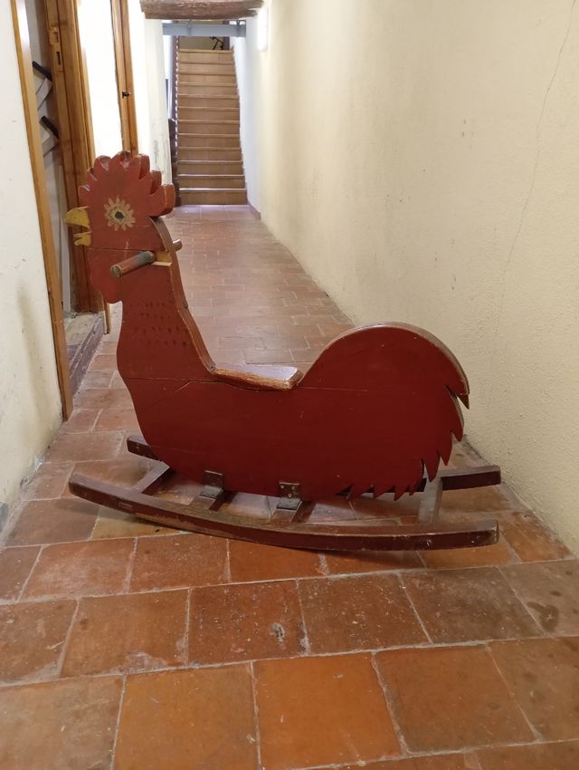 Balancín Gallo Madera Vintage