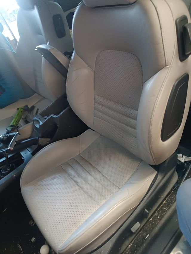 Asientos piel Peugeot 407 Coupe '08