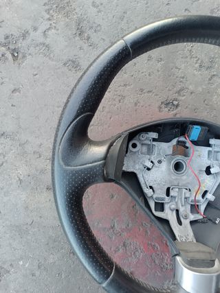 Volante de cuero Peugeot 407 '08