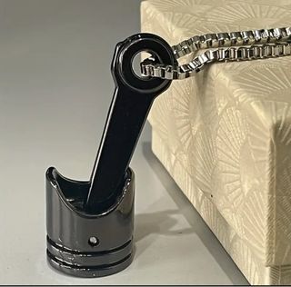 Colgante motor - Negro y Plata