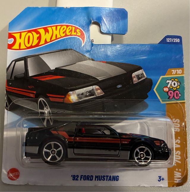 Hot Wheels '92 Ford Mustang