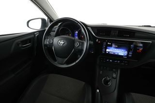 Toyota Auris 1.8 Hybrid Business
