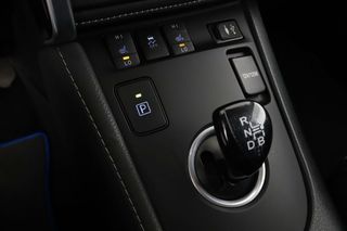 Toyota Auris 1.8 Hybrid Business