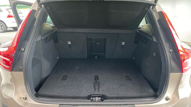 VOLVO XC40 todoterreno 2.0 B3 CORE AUTO 5P