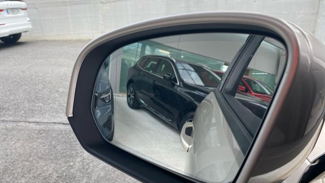 VOLVO XC40 todoterreno 2.0 B3 CORE AUTO 5P