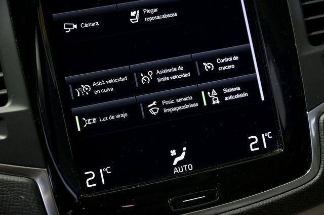 Volvo XC90   2.0 B5 D AWD Momentum Pro Auto 
