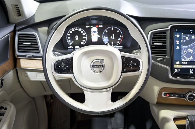 Volvo XC90   2.0 B5 D AWD Momentum Pro Auto 