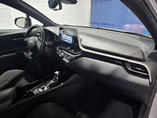 TOYOTA C-HR 1.8 125H Advance