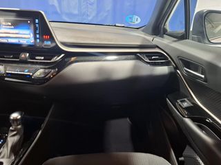 TOYOTA C-HR 1.8 125H Advance