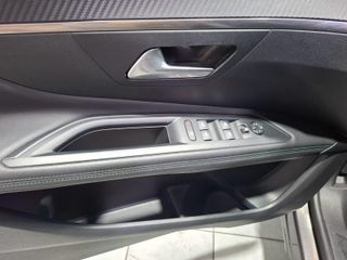 PEUGEOT 3008 1.5 BlueHDi 96kW (130CV) S&S Allure Pack