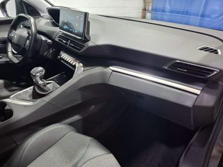 PEUGEOT 3008 1.5 BlueHDi 96kW (130CV) S&S Allure Pack