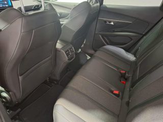 PEUGEOT 3008 1.5 BlueHDi 96kW (130CV) S&S Allure Pack