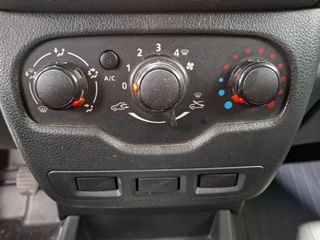 DACIA Dokker Essential Blue dCi 70kW (95CV) N1