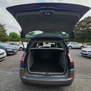 RENAULT Scénic CONFORT AUTHENTIQUE 1.9DCI