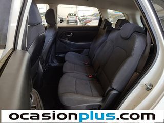 Kia Carens 1.6 GDi Concept 99 kW (135 CV)