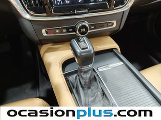 Volvo V90 D4 Momentum Auto 140 kW (190 CV)