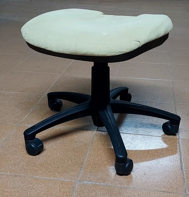 Banco giratório hidráulico