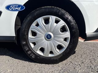 FORD Transit Connect Combi Diesel Transit Connect Combi Diesel FT 220 Kombi S&S B. Corta L1 Trend 100