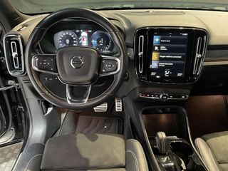 Volvo XC40 Recharge 1.5 T5 262cv Auto R-Design
