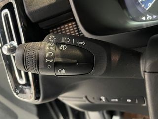 Volvo XC40 Recharge 1.5 T5 262cv Auto R-Design