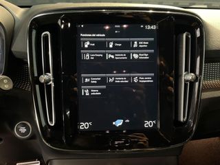 Volvo XC40 Recharge 1.5 T5 262cv Auto R-Design