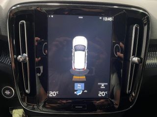 Volvo XC40 Recharge 1.5 T5 262cv Auto R-Design