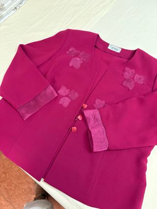 Traje chaqueta falda rosa