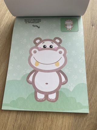 Libro para colorear con pegatinas