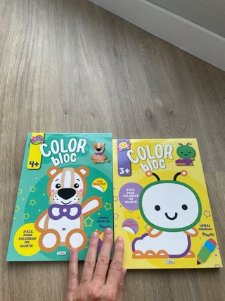 Libro para colorear con pegatinas