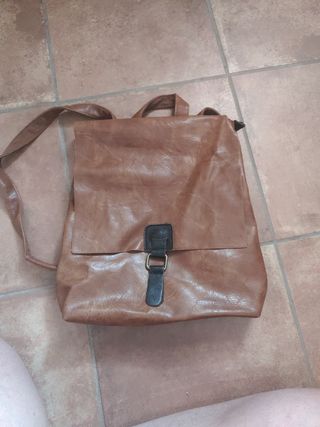 Mochila marrón