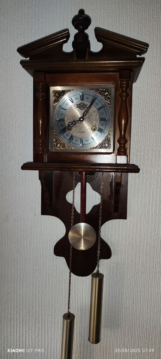 Reloj Madera Antiguo Gran tamaño FUNCIONANDO llave