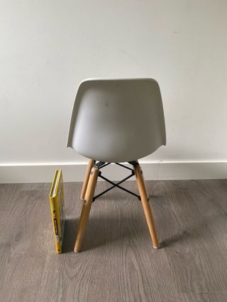 Silla infantil Eames blanca (x2)