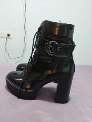 Botines Bershka negros