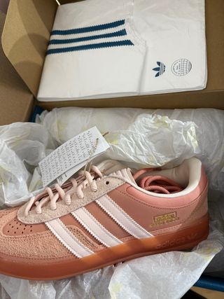 Zapatillas Adidas Gazelle Indoor Bad Bunny Rosa - 