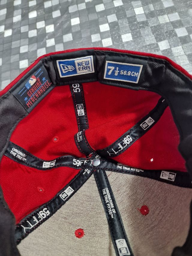 Cappellino New Era NY Skyline rosso