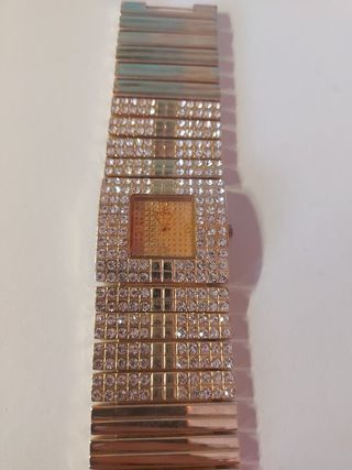 Orologio da polso con cristalli