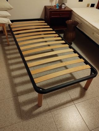 Letto a doghe singolo 