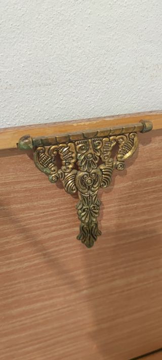 Baúl madera tallado - rústico