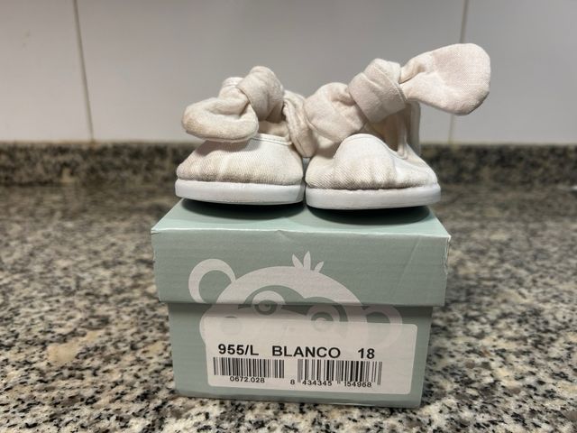 Zapatos bebé niña talla 18 Pisamonas