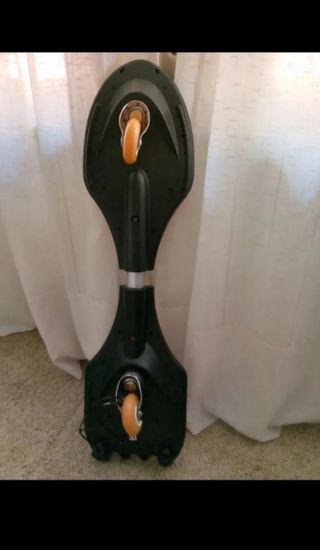 Patinete monopatín nuevo