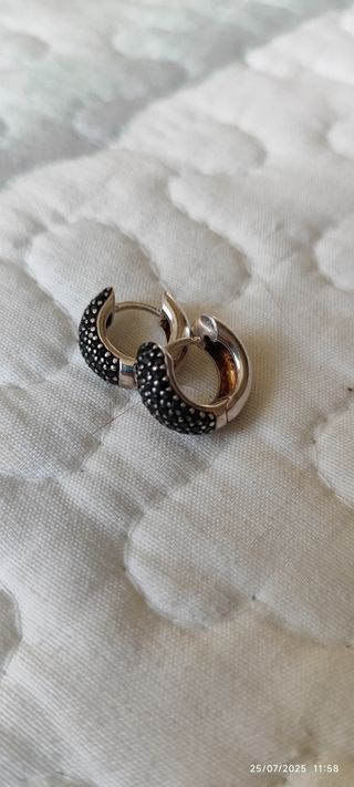 Pendientes Thomas Sabo plata y circonitas negras