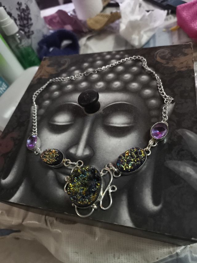 Colgante drusa: plata,y, morado oscuro 
