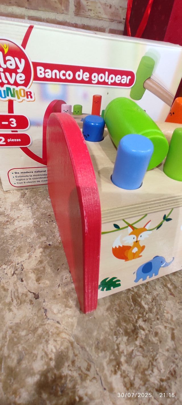 Juguete encajable de madera