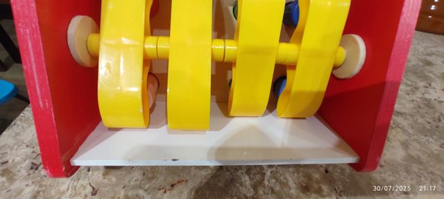 Juguete encajable de madera