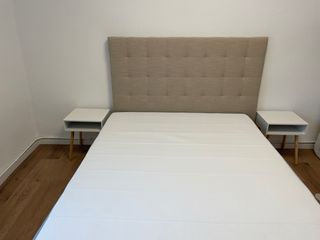 Dormitorio: cabecero, colchón y base tapizada